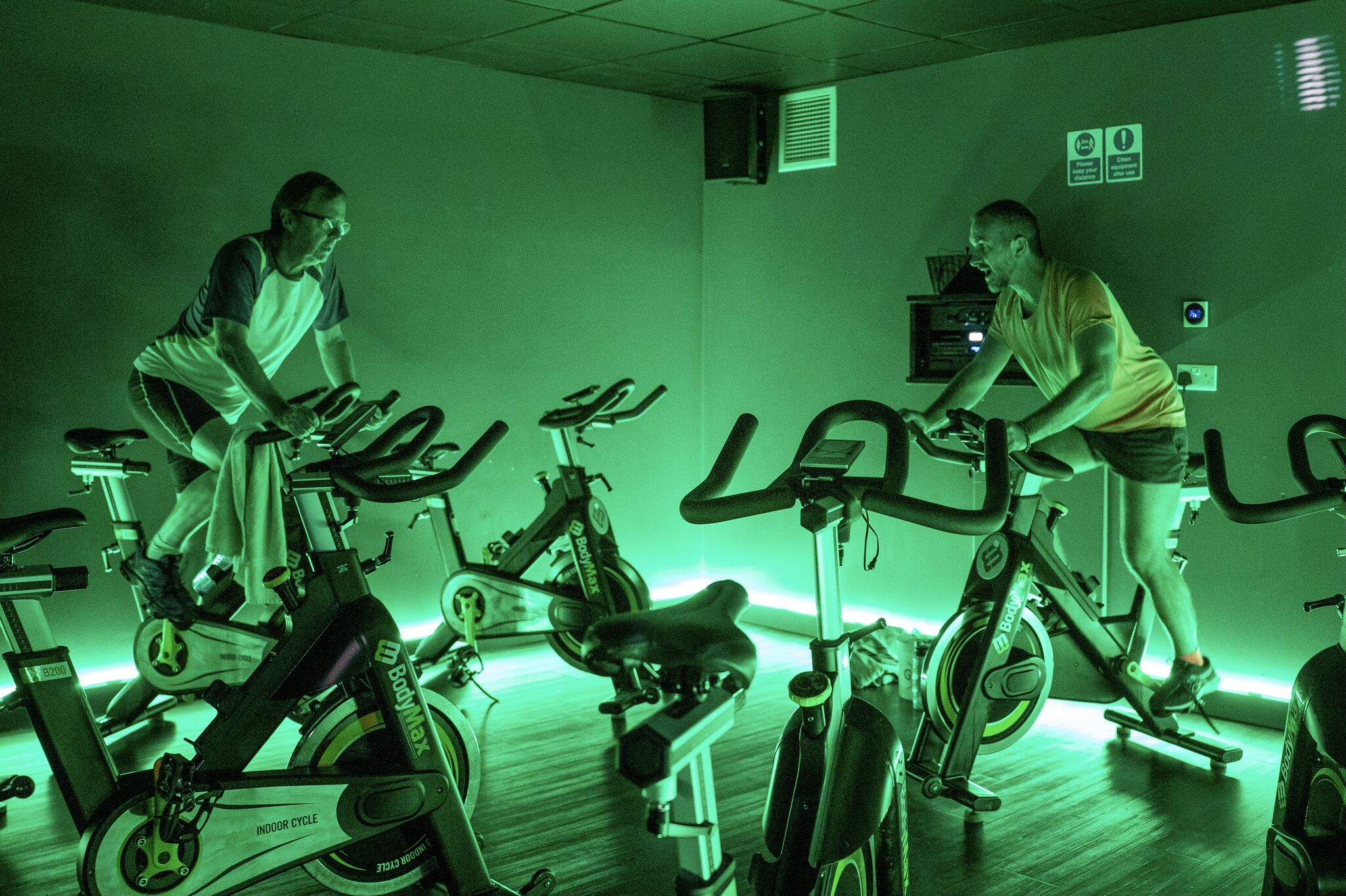 7 Reasons to LOVE Spin Classes - Love Fitness